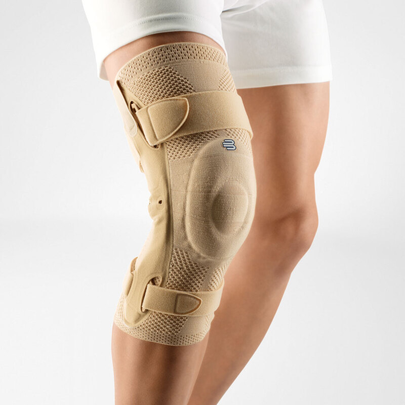 Bauerfeind GenuTrain 足用サポーター サイズ4 ベージュ Bauerfeind GenuTrain S Pro Knee Brace with Adjustable Hinges